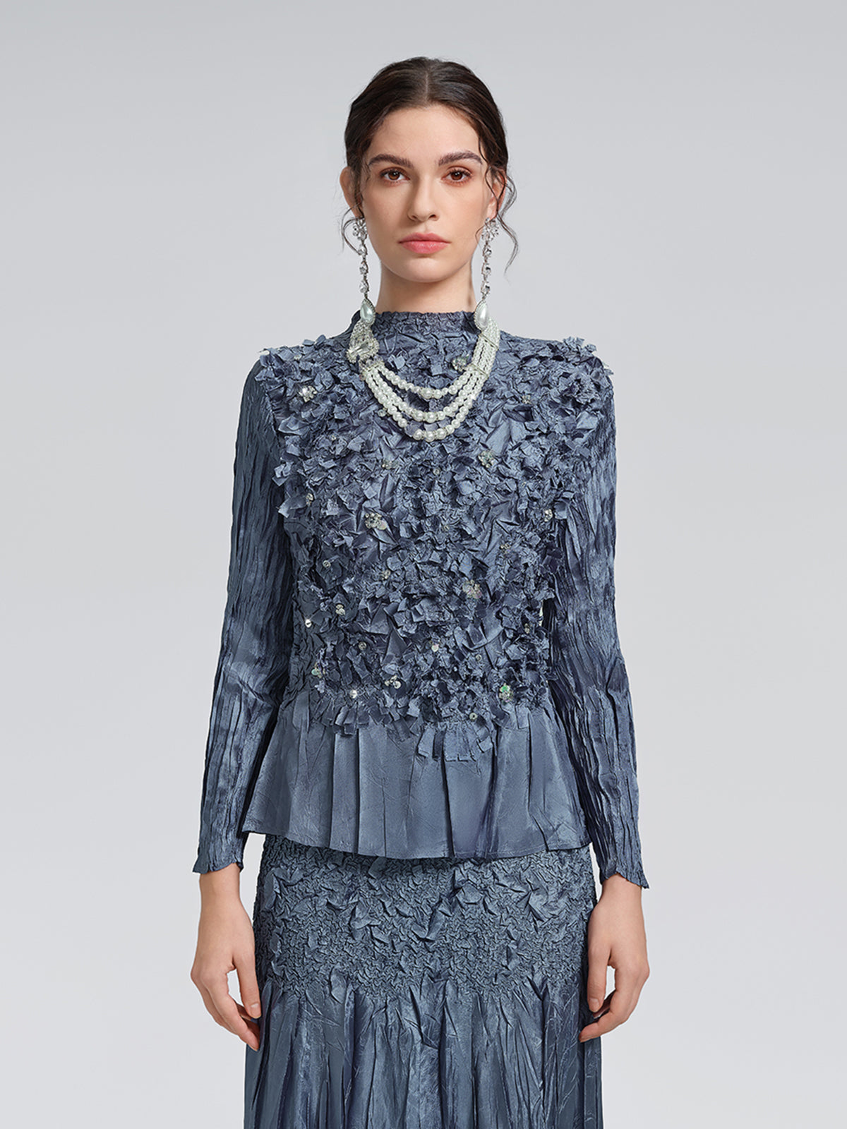 Contemporary clothing piece with balanced proportions