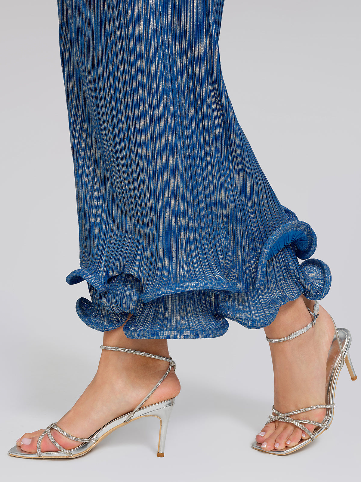 Blue Pleated Bubble-Hem Set