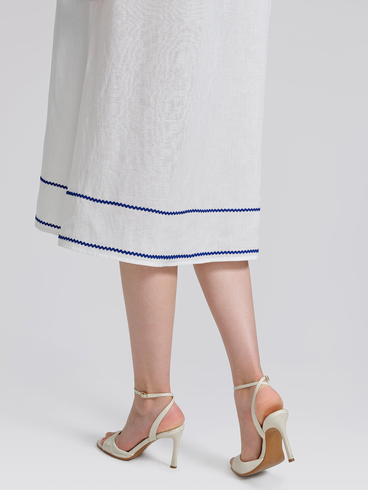 Linen Placement Embroidered Dress (Waist Tie Included)