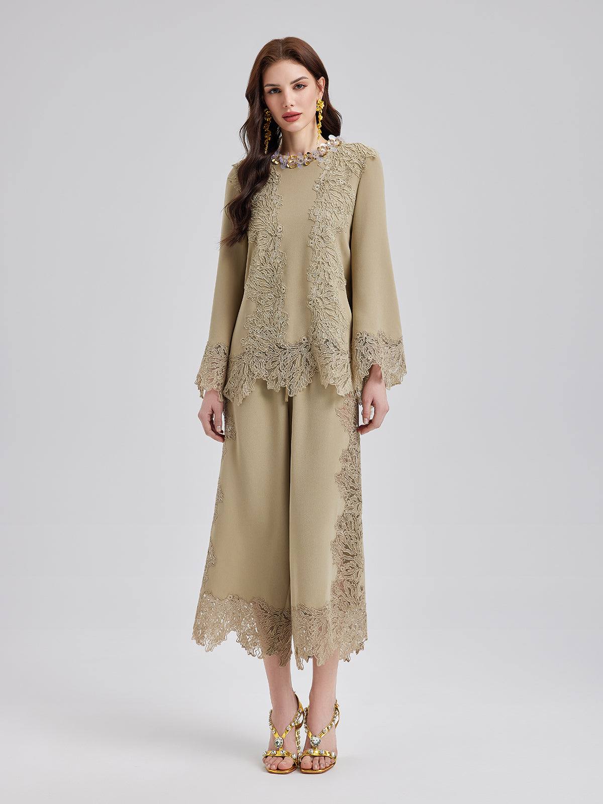 Final Sale | Elegant Lace-Trim Cropped Pants