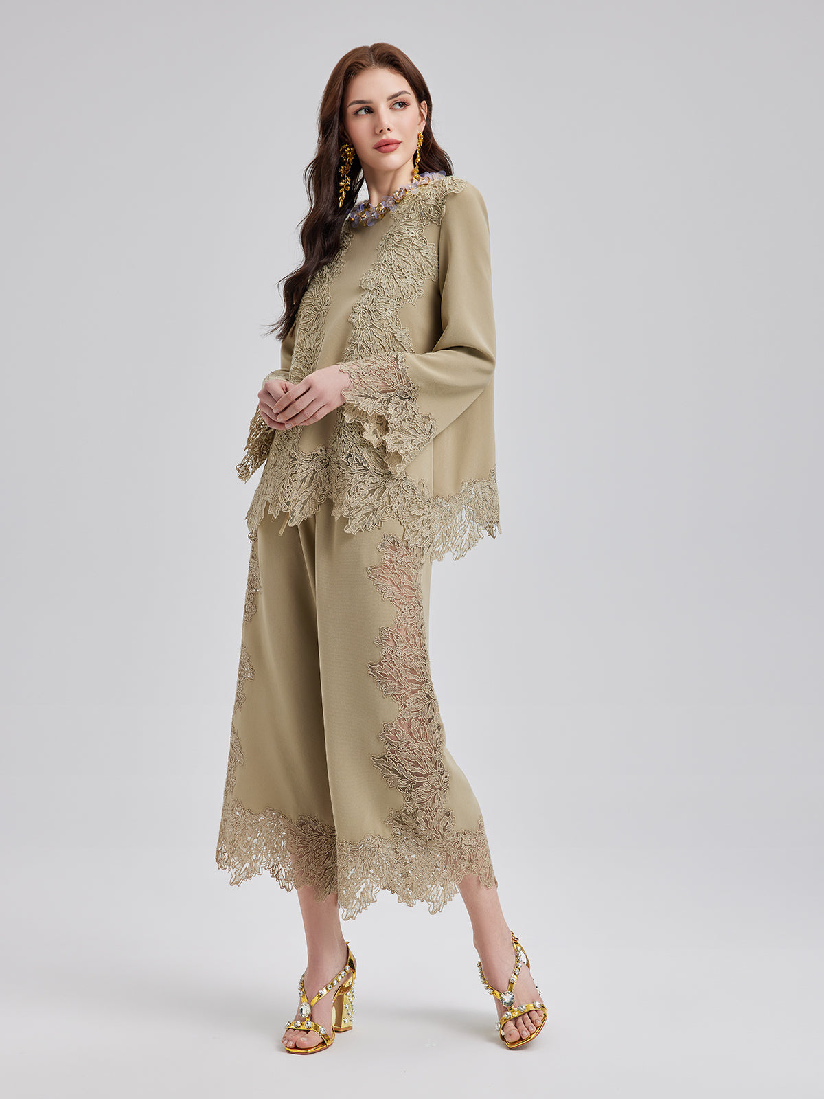 Final Sale | Elegant Lace-Trim Cropped Pants
