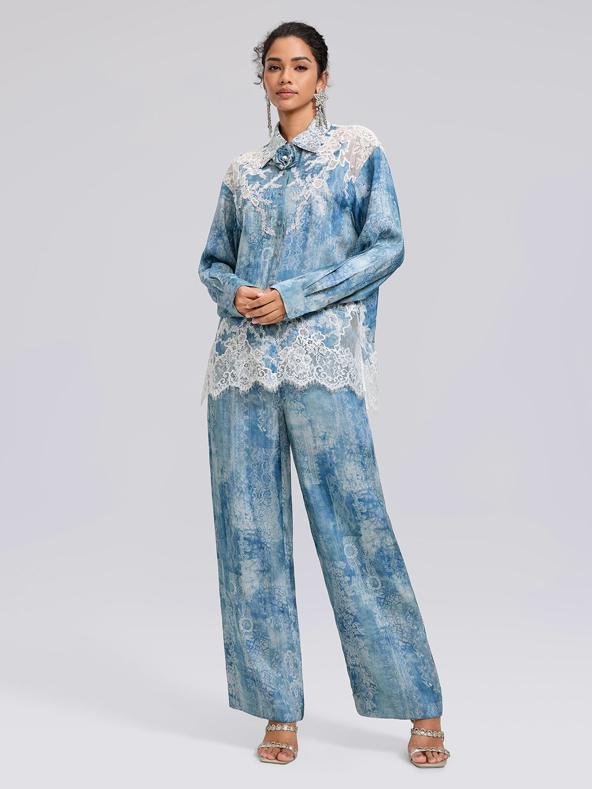 Tencel Embroidery Lace-Panel Shirt (Detachable Floral Included)