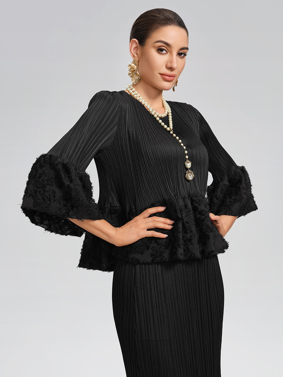 Pleated Bell-Sleeve Stretch Set