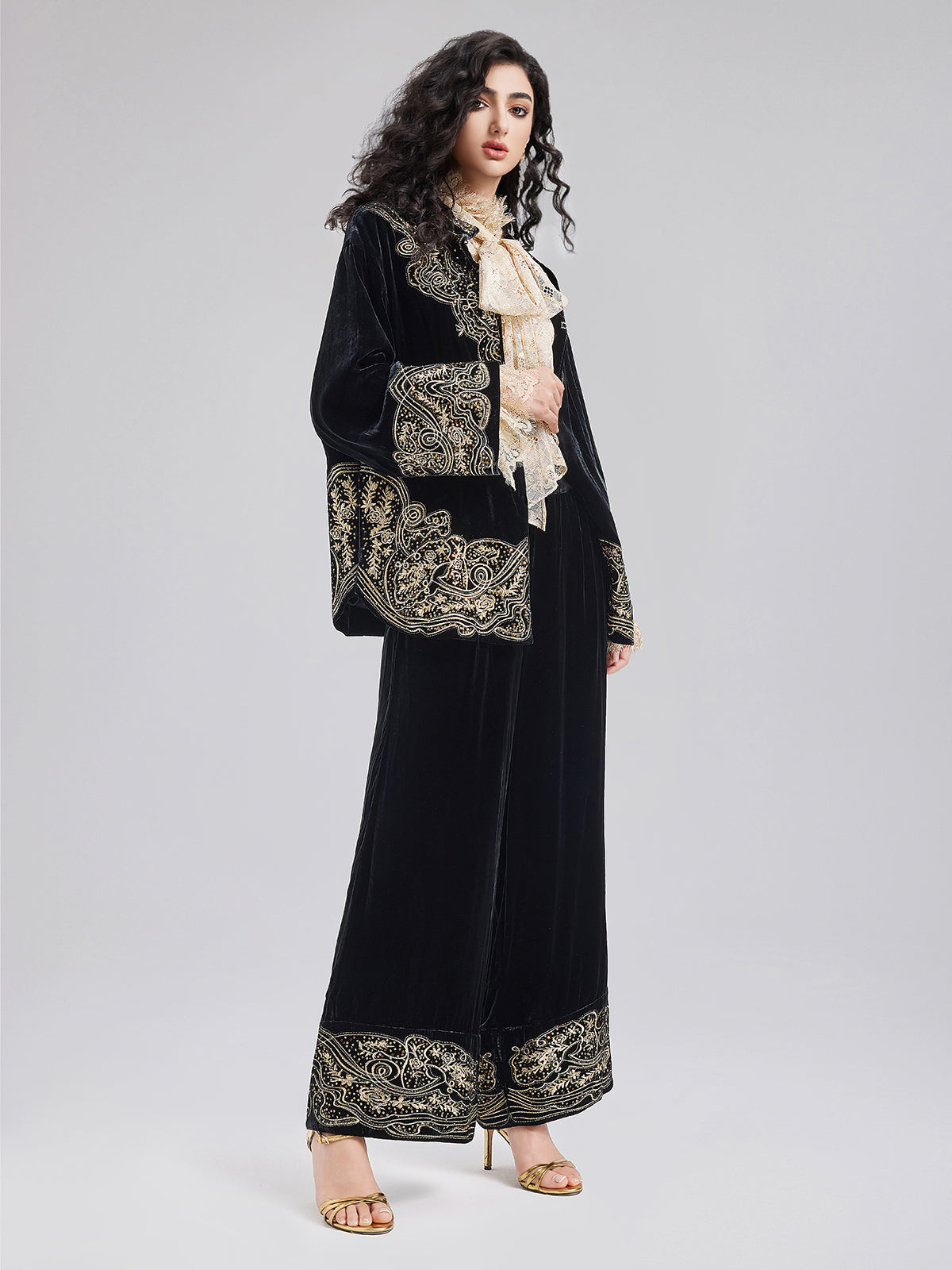 Final Sale | Luxe Velvet Embroidered Set (Belt Not Included)