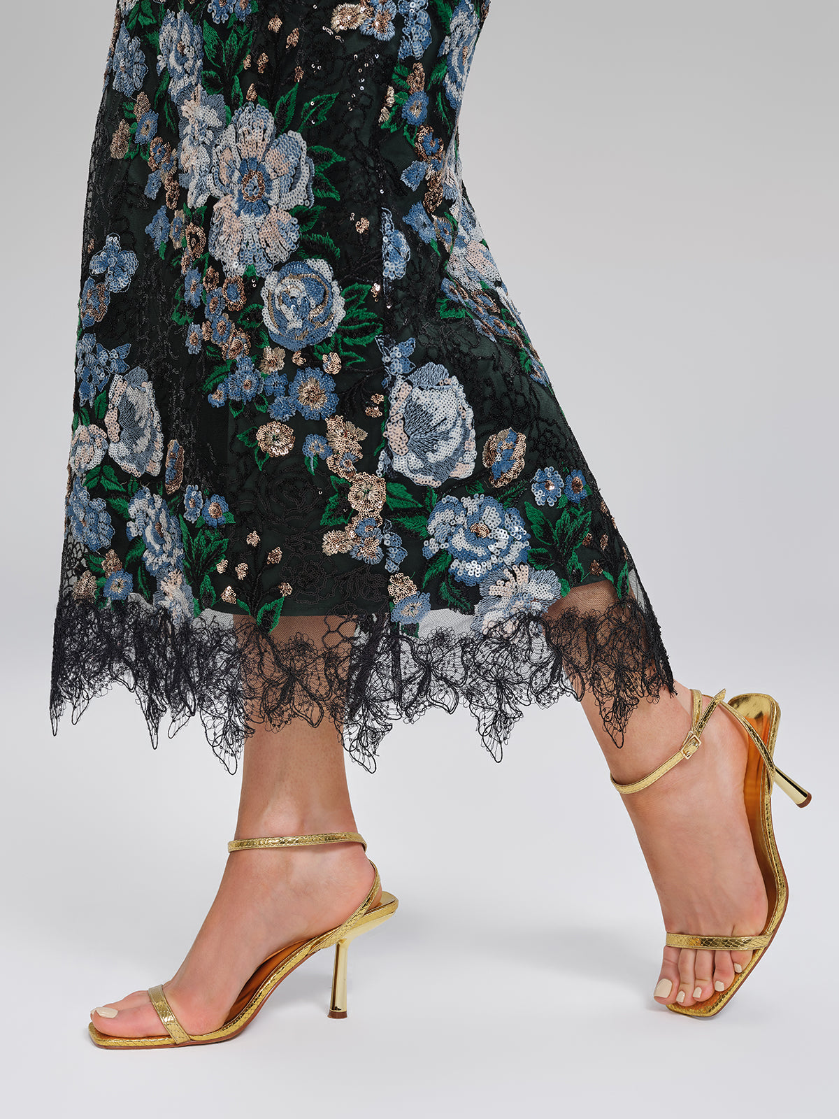 Sequin Lace-Trim Elastic-Waist Skirt