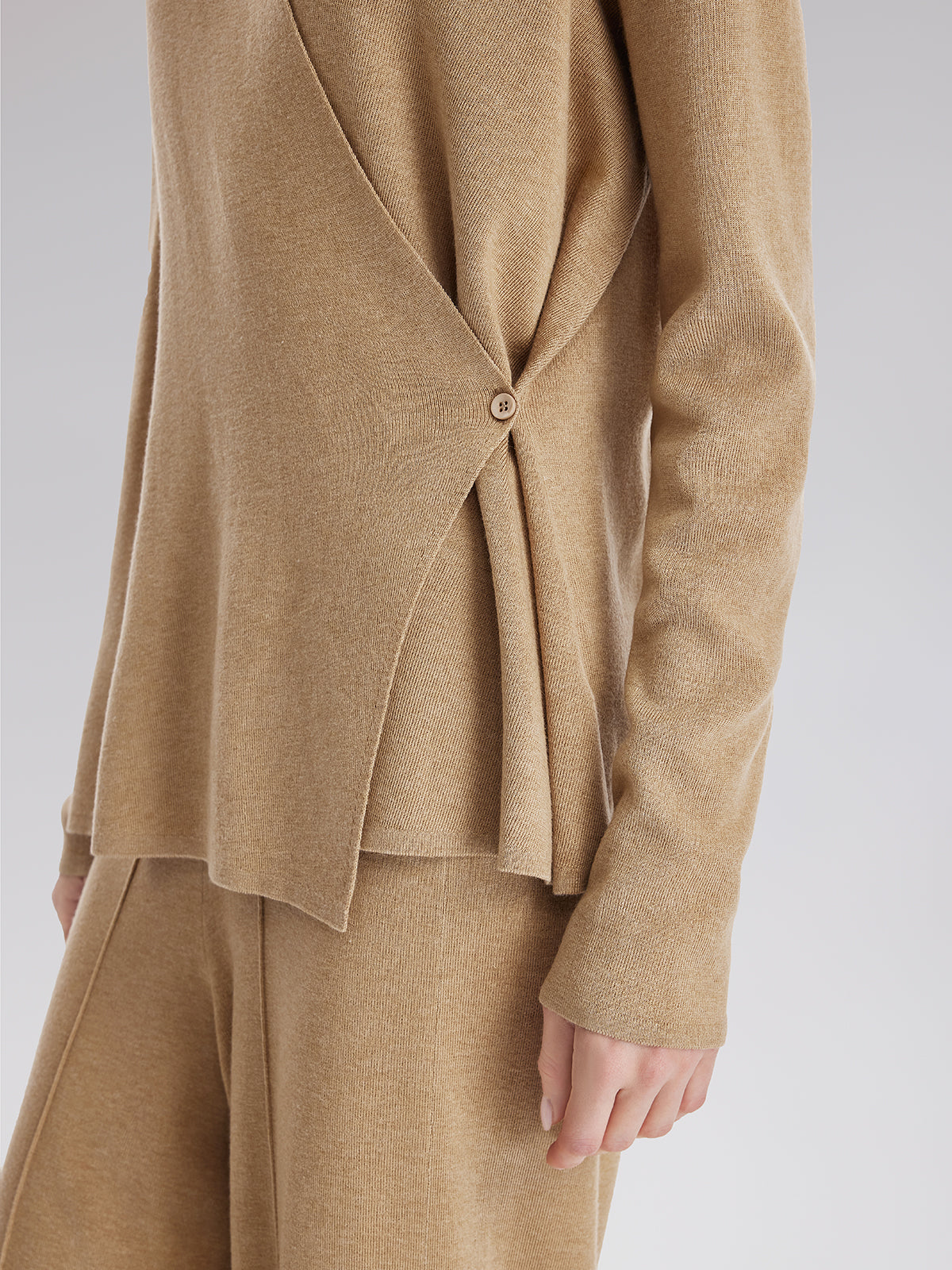 Final Sale | Premium Cashmere Cross-Neck Wrap Top