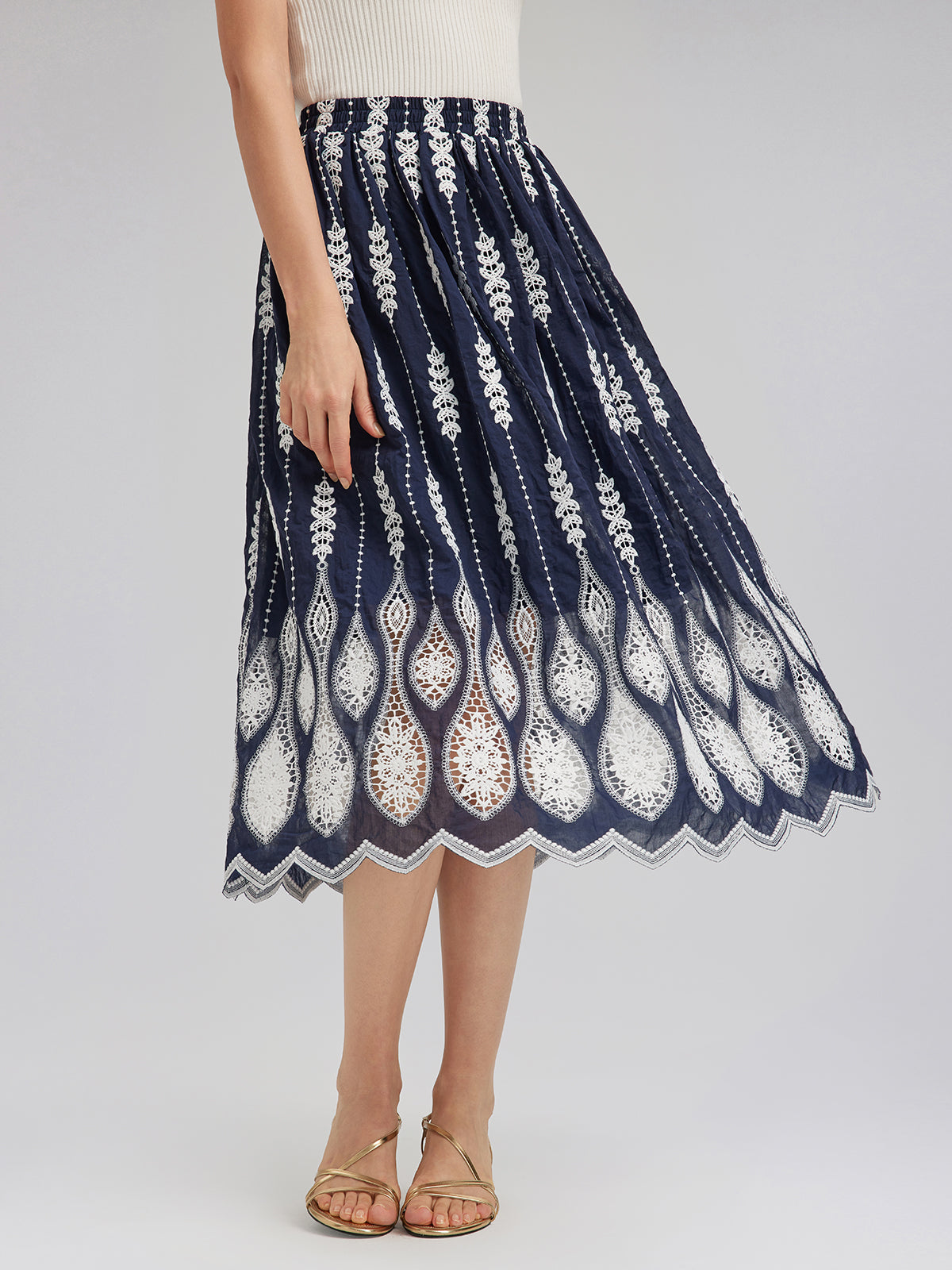 Final Sale | Intricate Wheat-Ear Embroidered Cutout Skirt