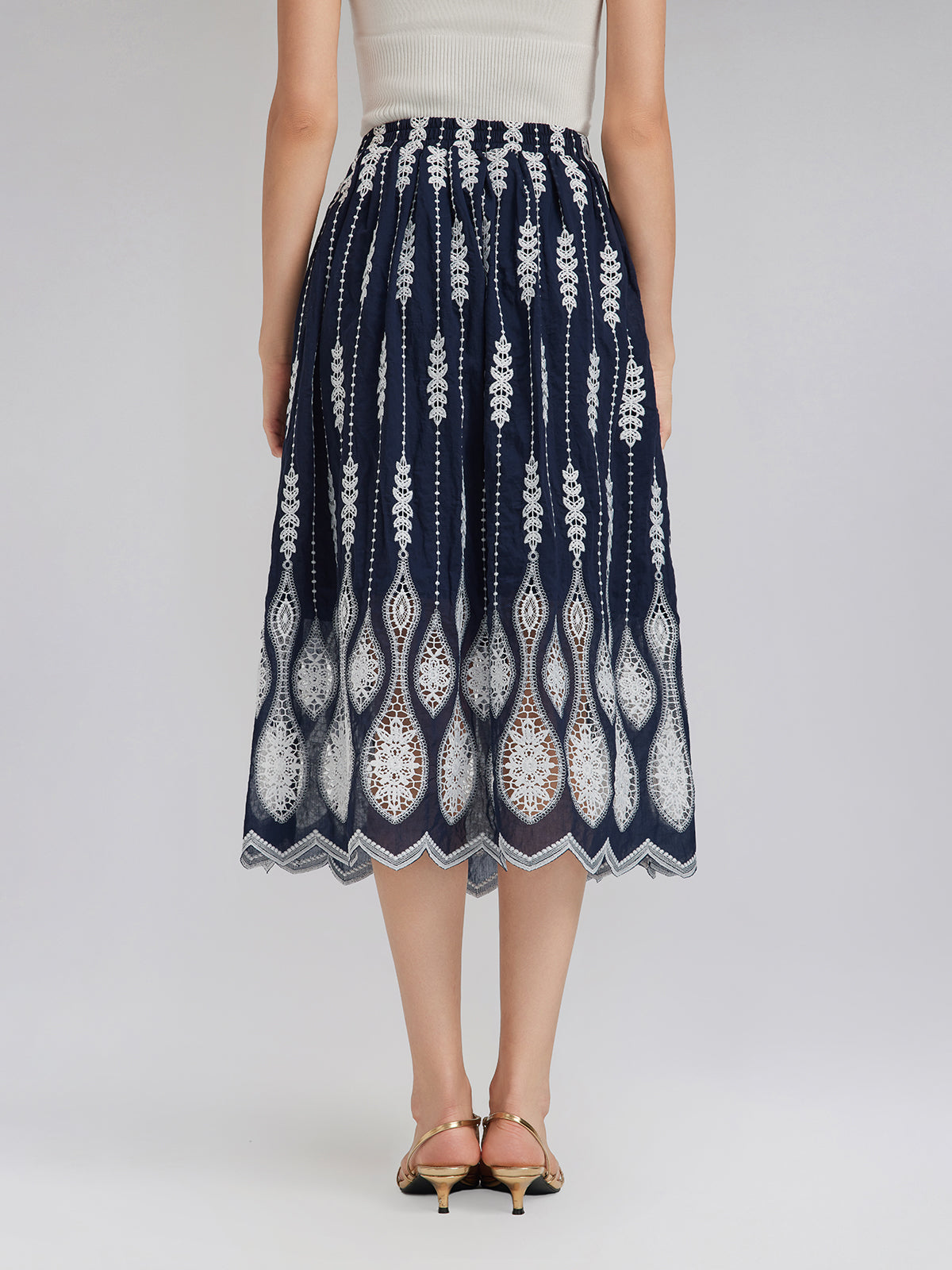 Intricate Wheat-Ear Embroidered Cutout Skirt