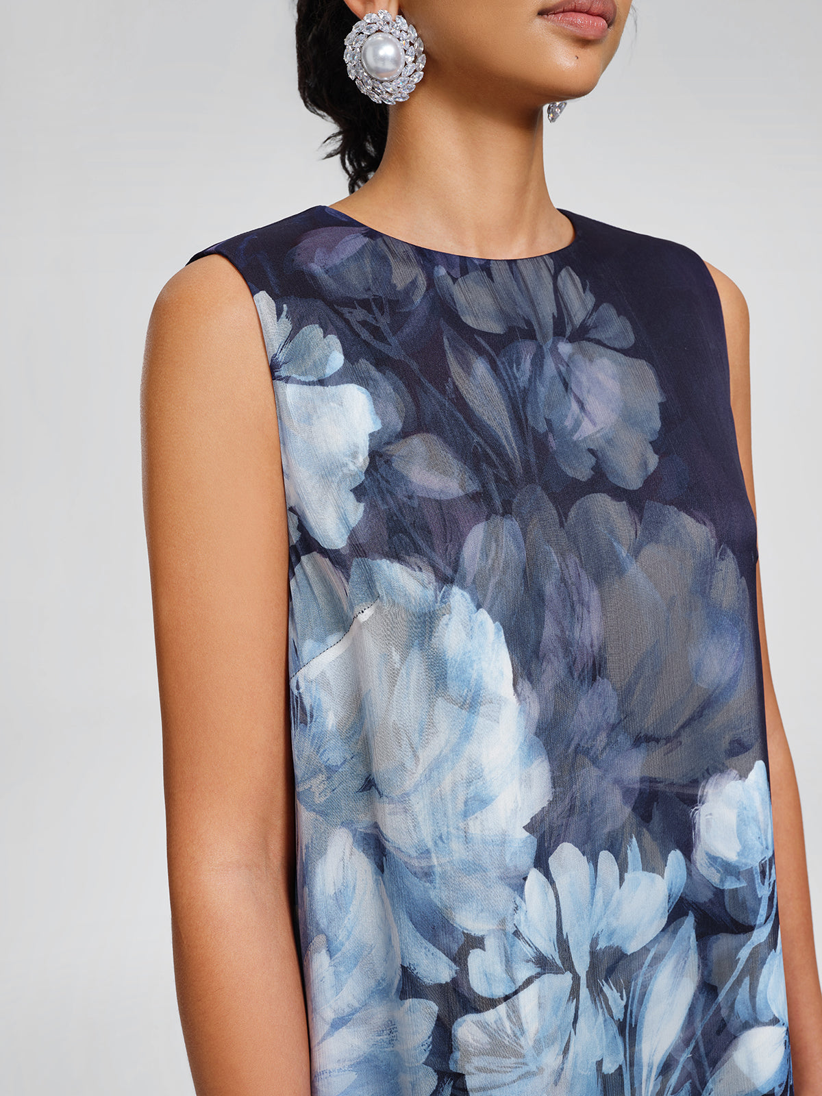 Double-Layer Artistic Print Sleeveless Dress