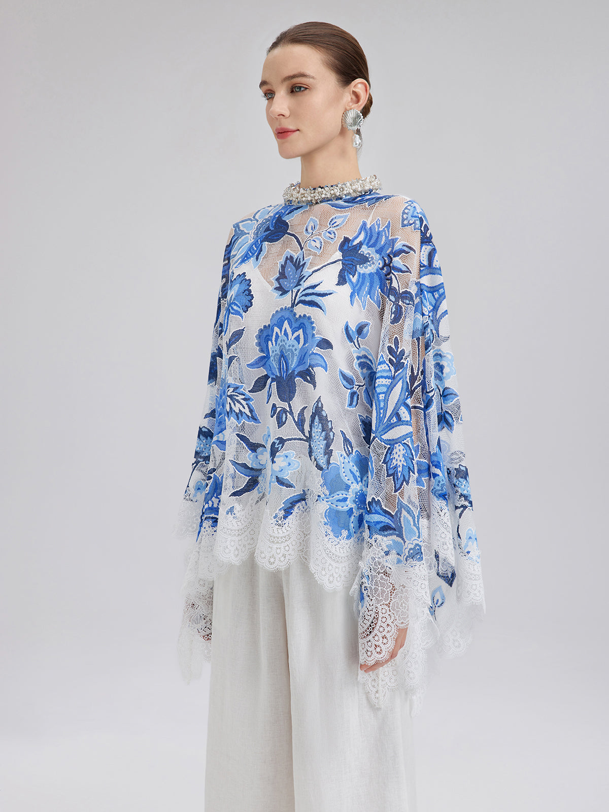 Contemporary apparel with smooth texture and refined structure