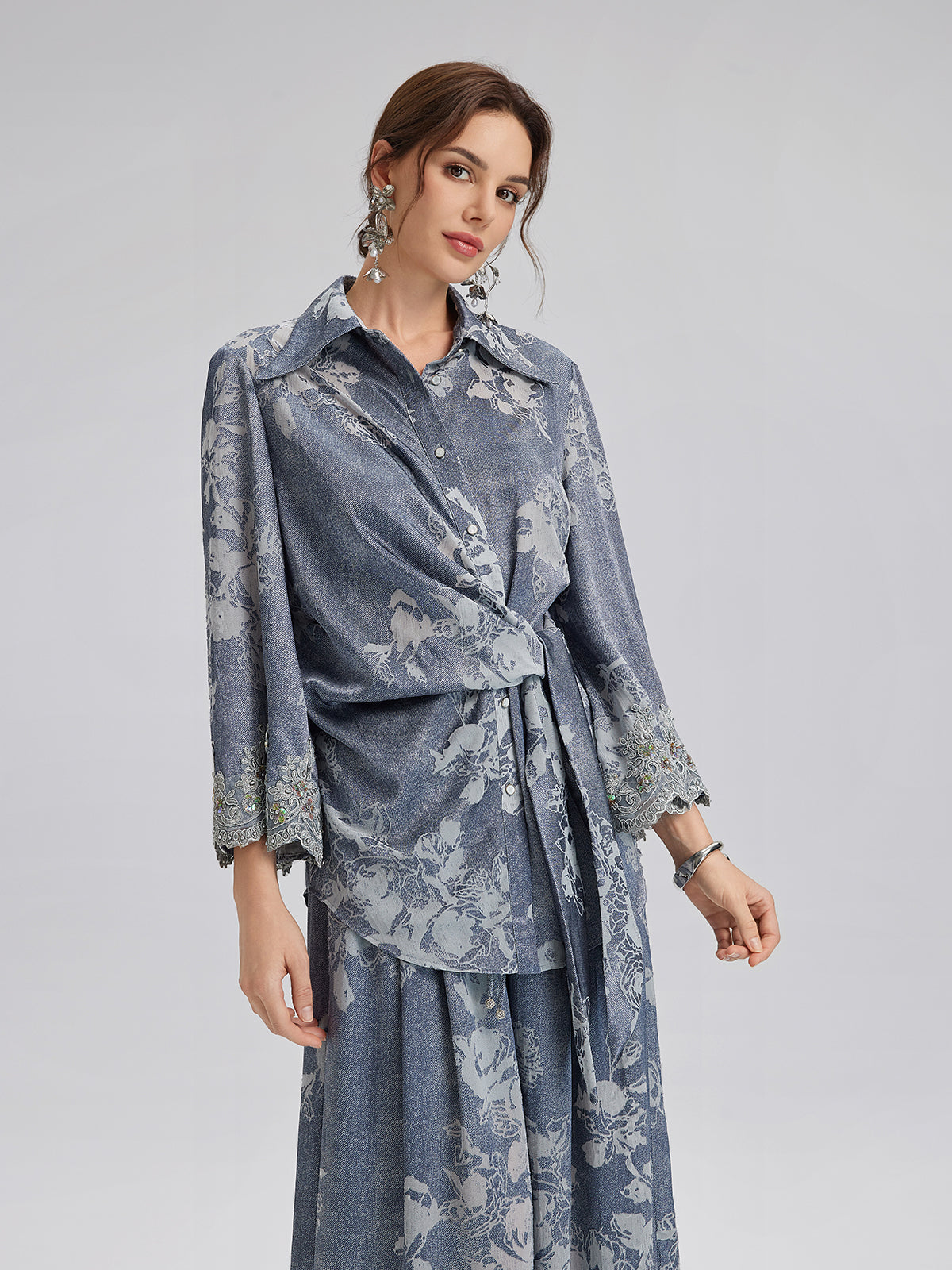 Final Sale | Burnout Floral Tie-Front Shirt