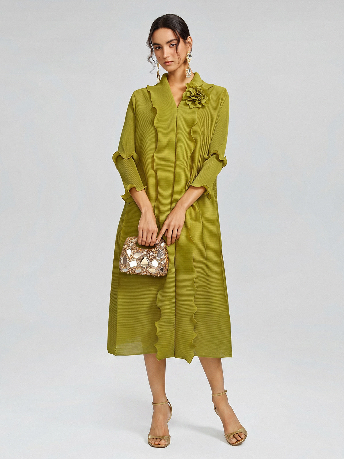 Ruffle Pleated Floral Brooch 3/4-Sleeve Gown