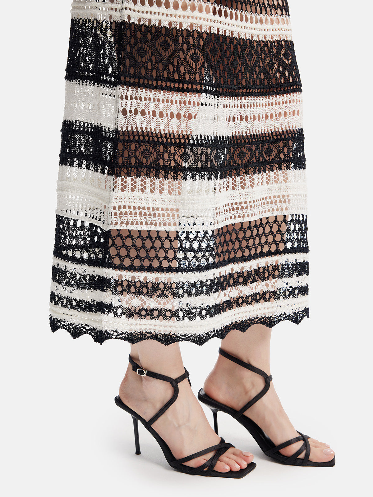 Black and White Mesh Knit Skirt