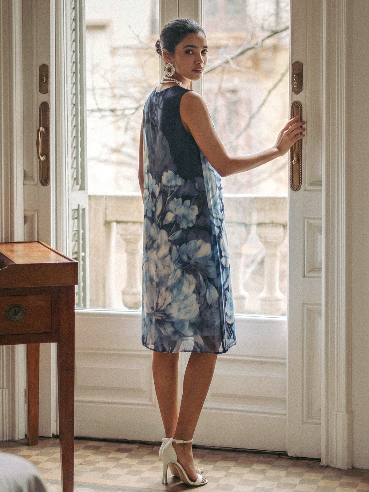 Double-Layer Artistic Print Sleeveless Dress