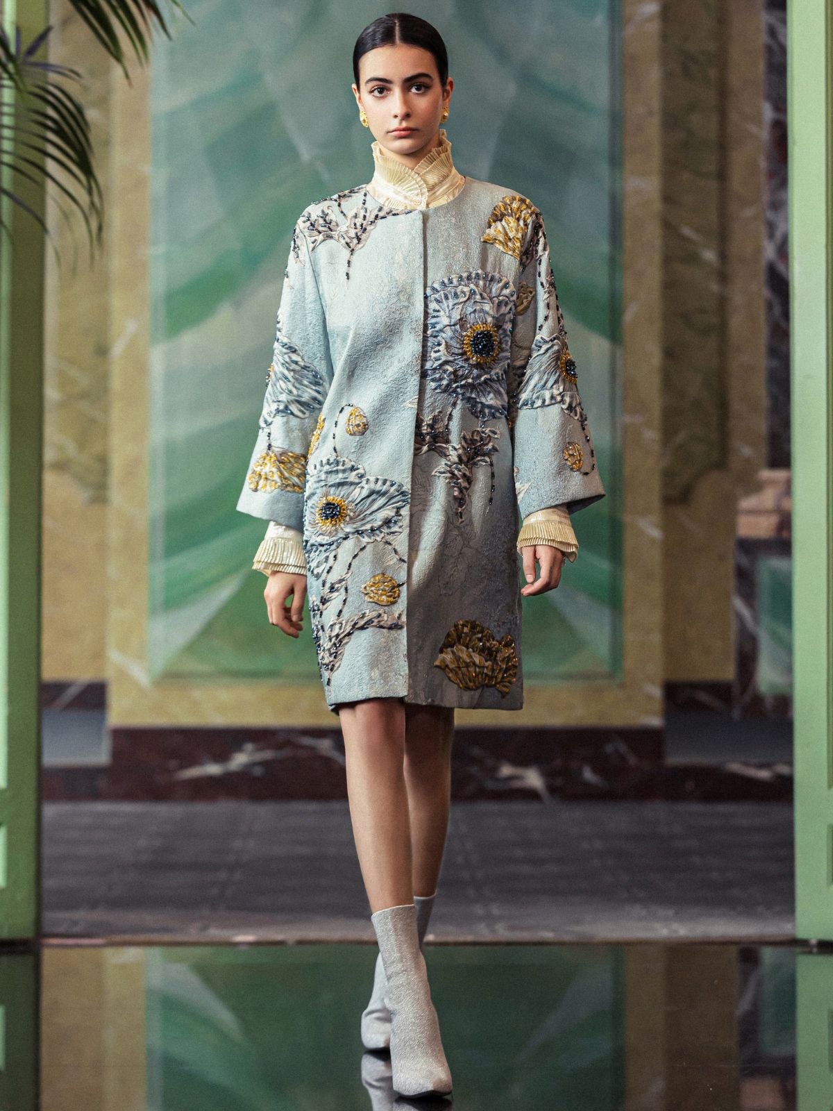 Women's Luxurious Handcrafted 3D Floral Beaded Jacket – RICHRADIQS