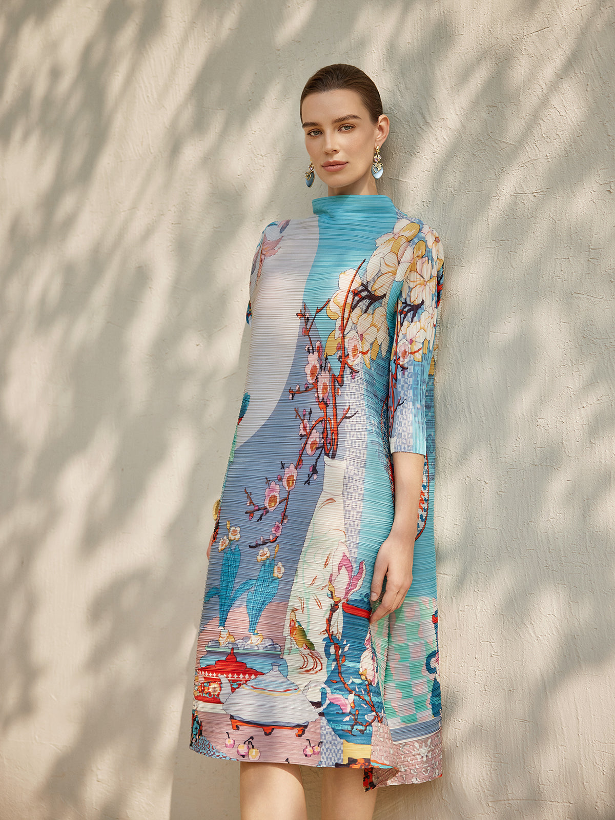 Artistic Print Pleated High Neck Dress