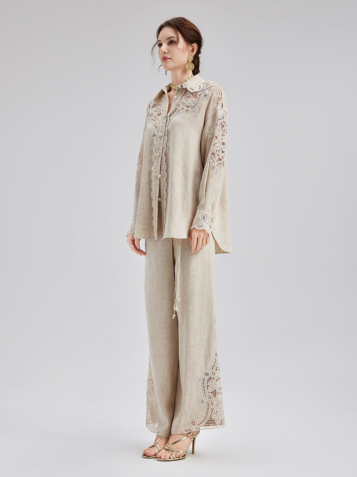 Final Sale | French Ramie Lace Detail Top