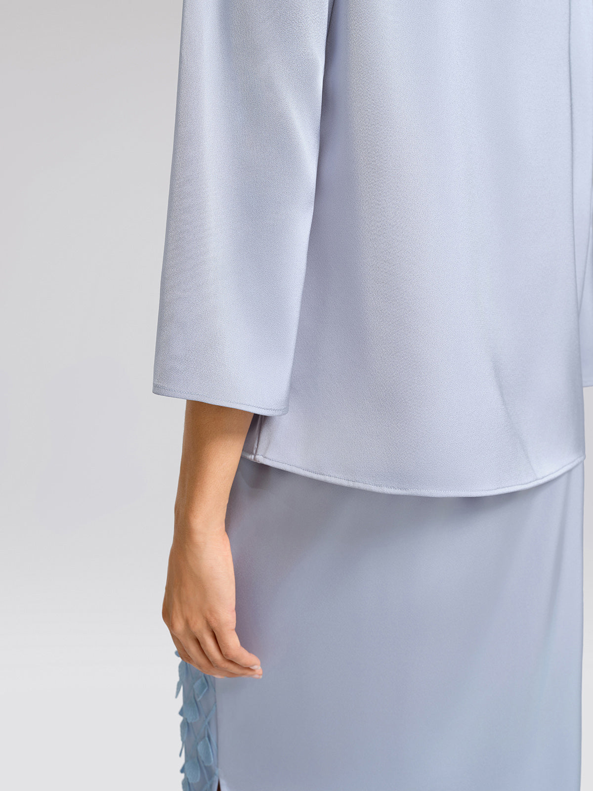 Mesh Ginkgo Embroidery Pearl Blouse