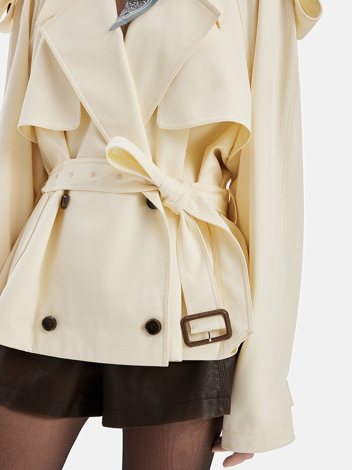 Classic Lapel Short Trench Coat With Scarf