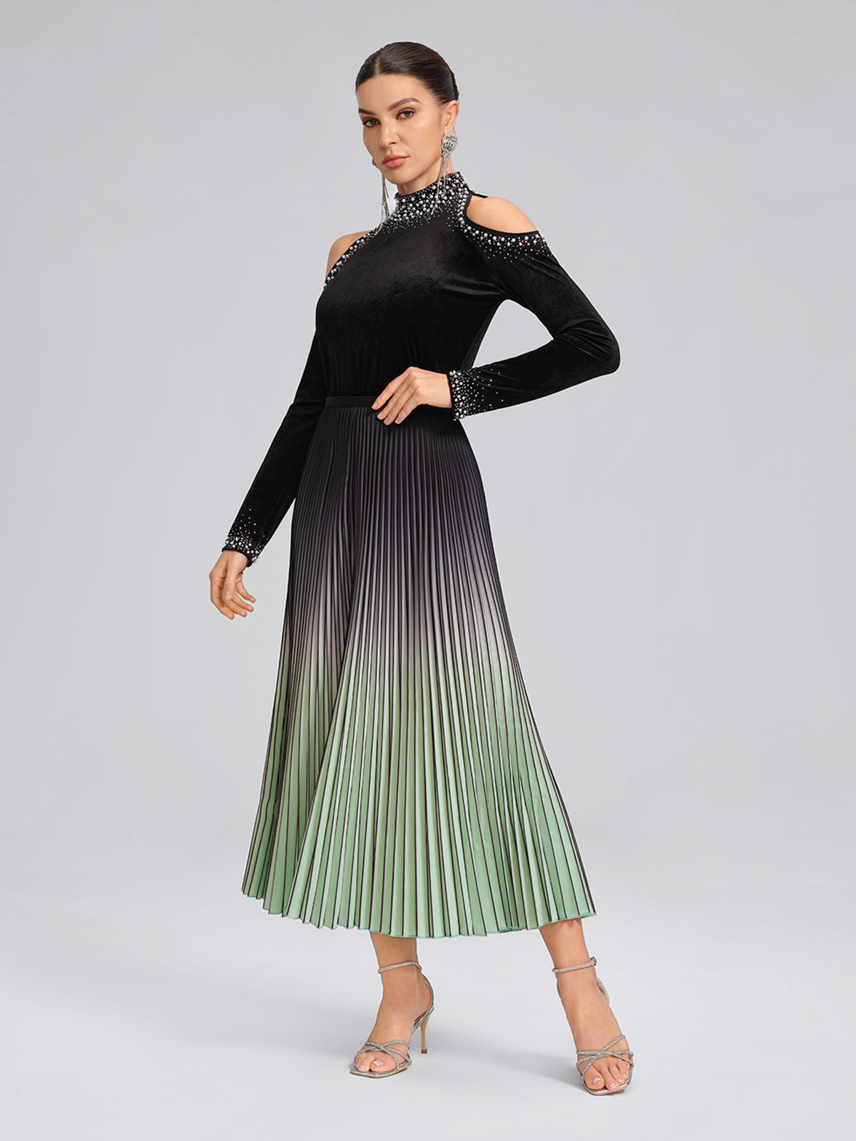 Gradient Sculpted Pleated Skirt