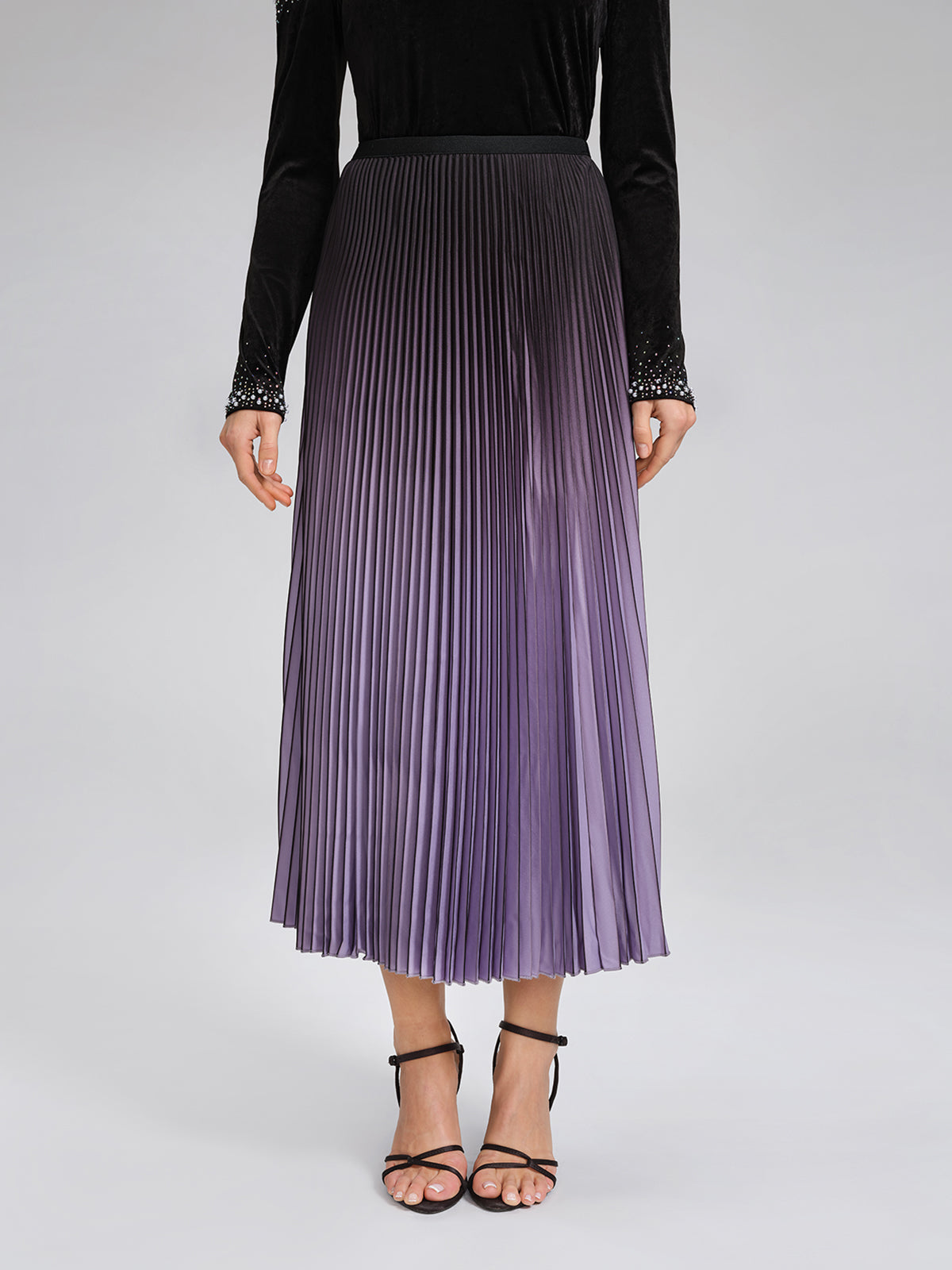 Gradient Sculpted Pleated Skirt