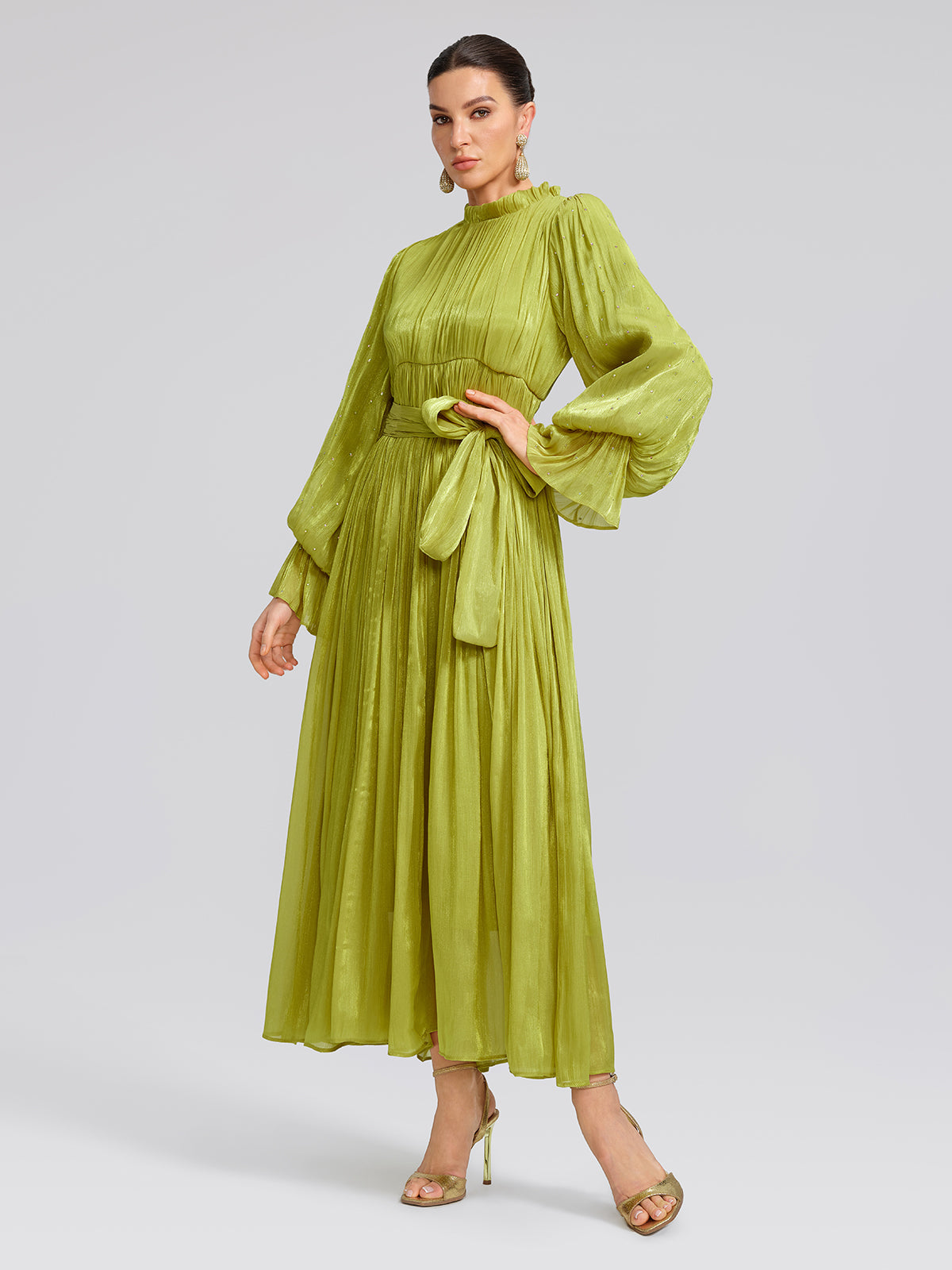 Elegant Balloon-Sleeve Maxi Dress