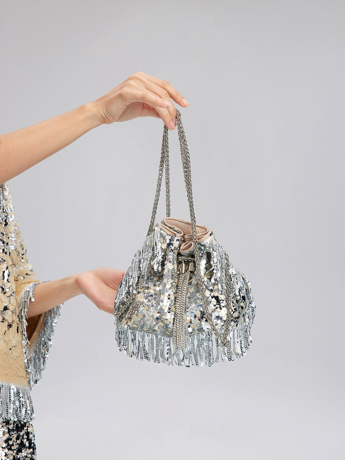 【FREE GIFT】Crystal Fringe Sequin Bucket Bag