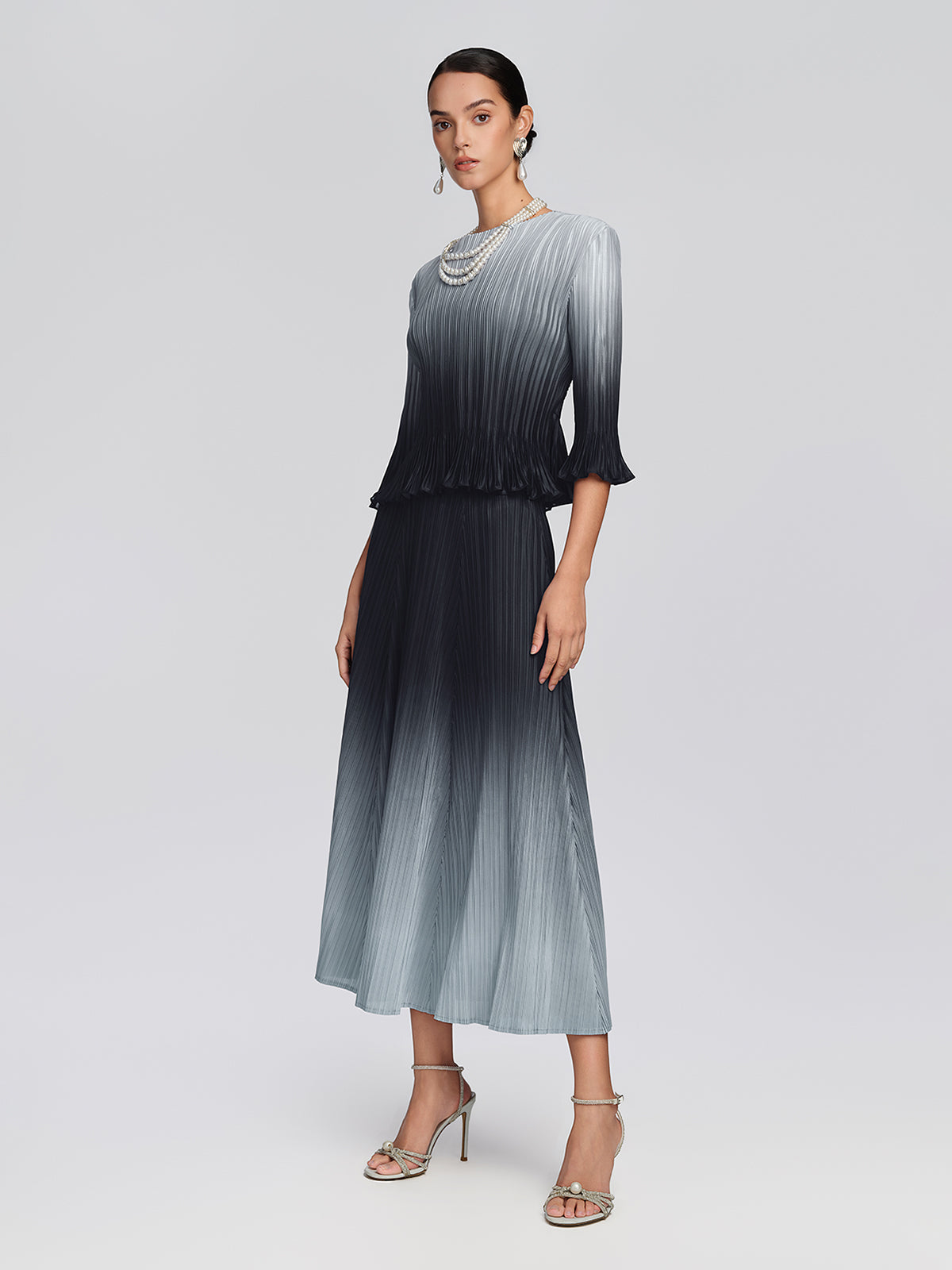 Pleated High-Waisted Gradient Set