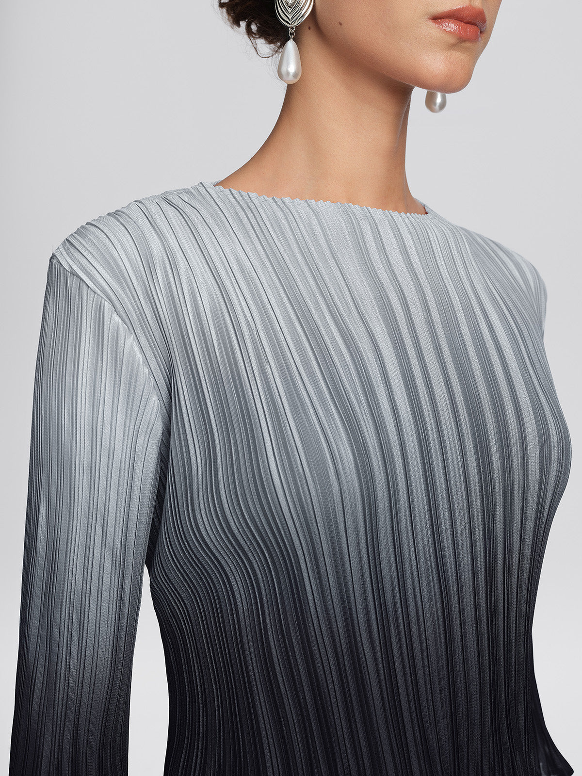 Pleated High-Waisted Gradient Set