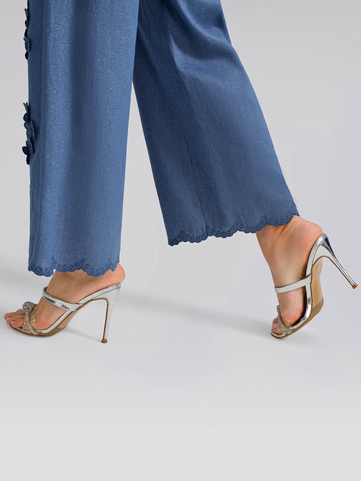 Art Cutout Floral Embroidered Linen Pants