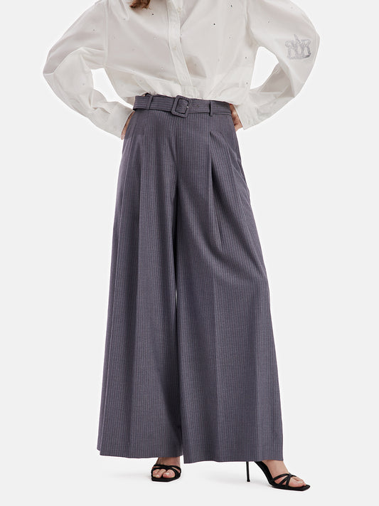 Classic High-Waisted Pleated Wide-Leg Pants