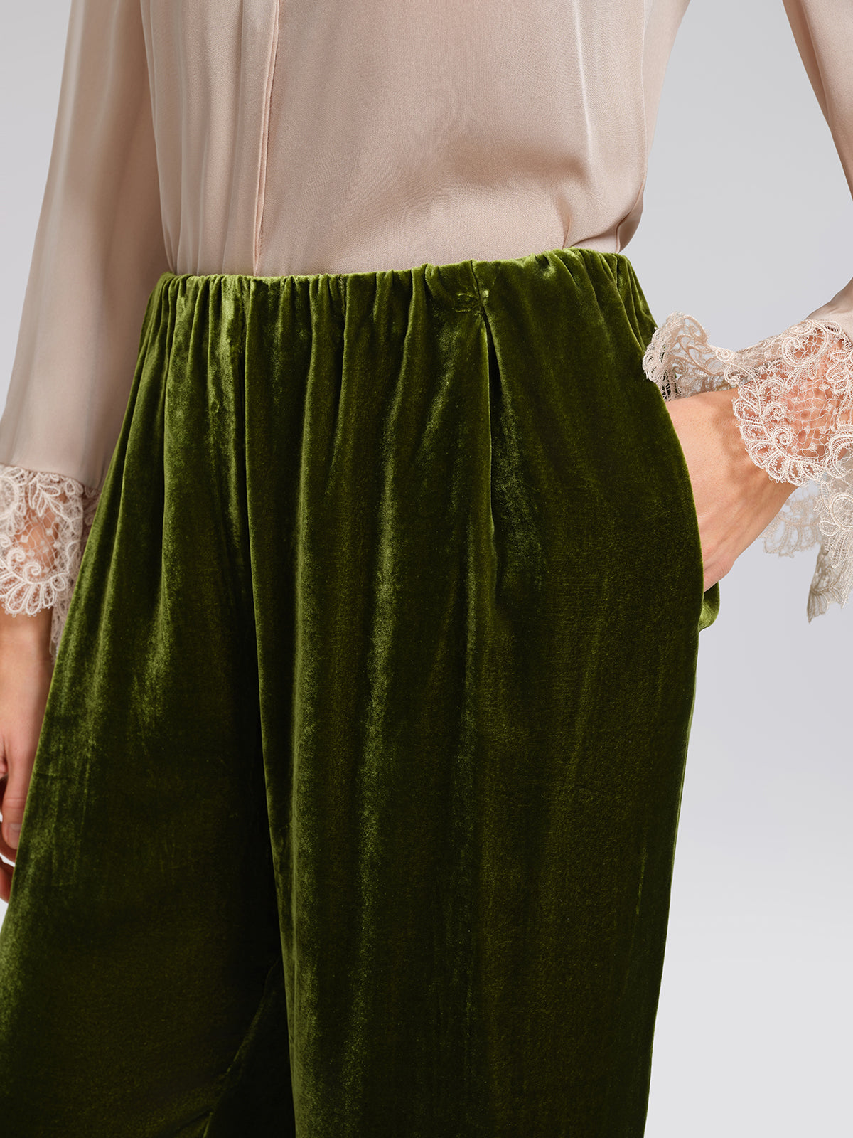 Silk Velvet Elastic-Waist Wide-Leg Pants
