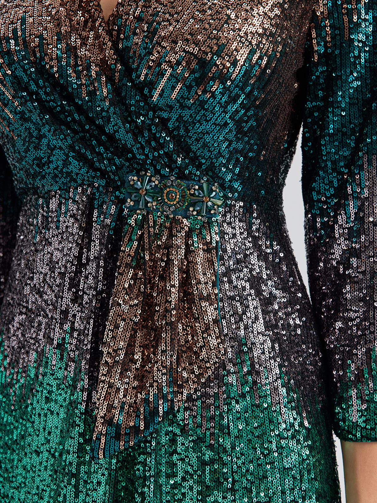 Gradient Sequin V-Neck Stretch Dress