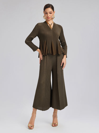 Floral Bud-Edge Textured V-Neck Top