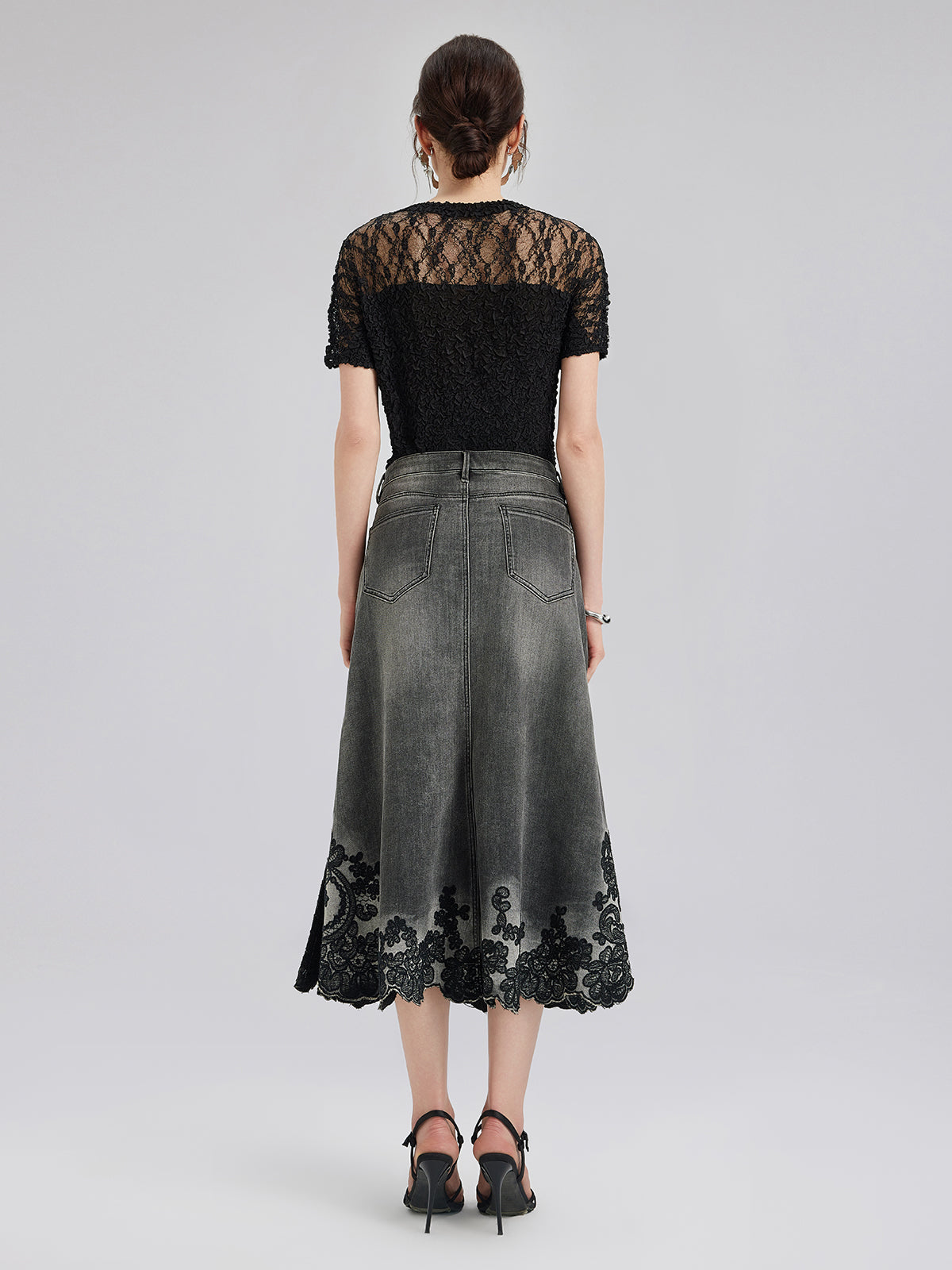 New Embroidered Rhinestone Denim Skirt