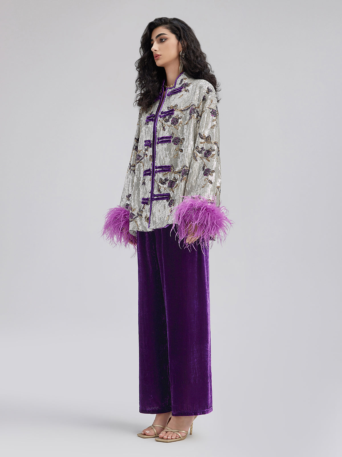 Oriental-Inspired Sequin Removable Feather Jacket