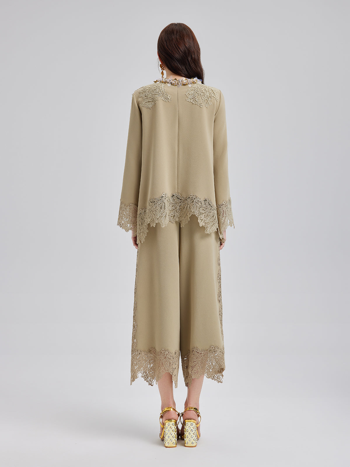 Final Sale | Elegant Lace-Trim Cropped Pants