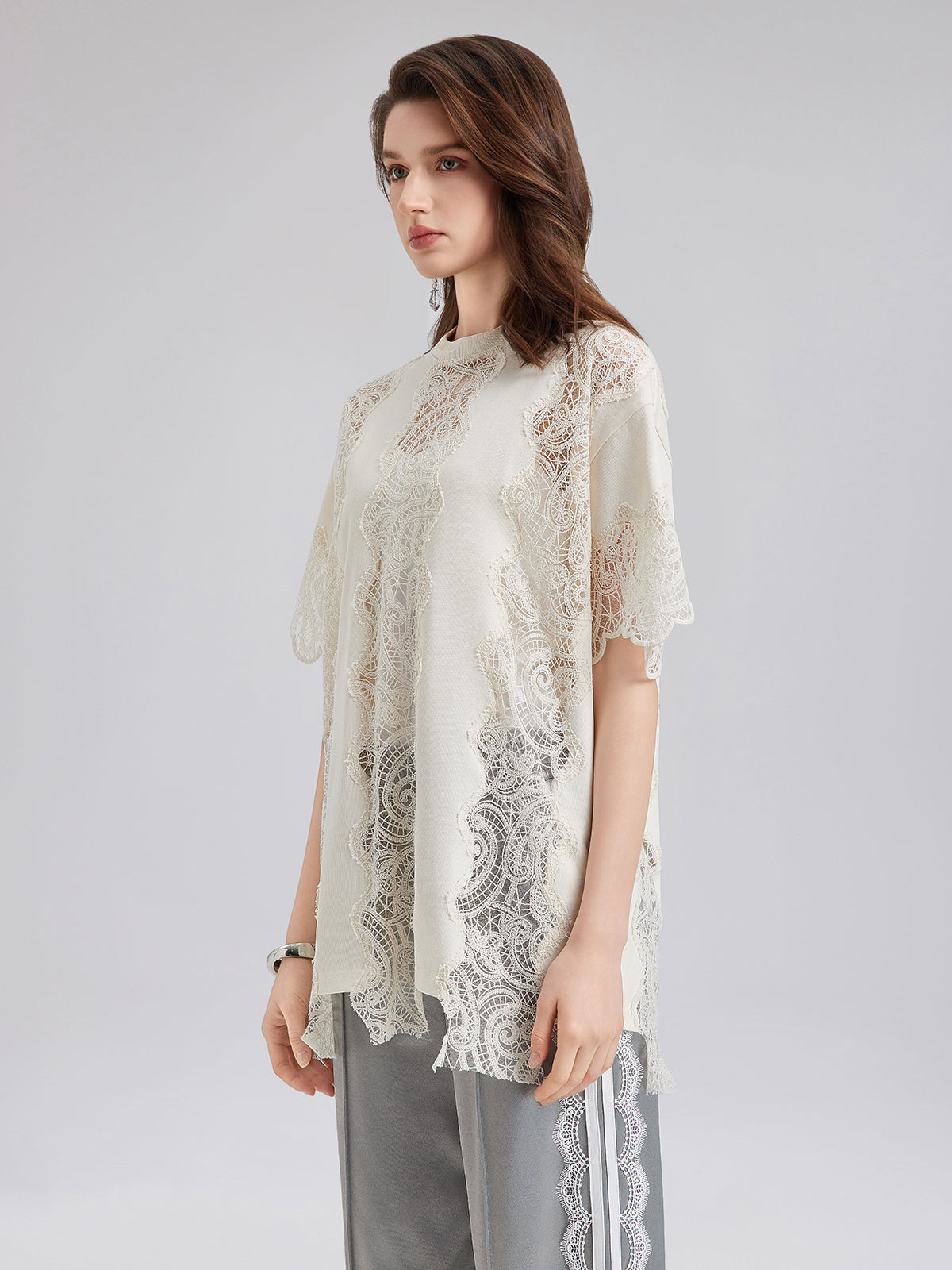 Elegant Cotton Lace-Trimmed T-Shirt (Lining not included)