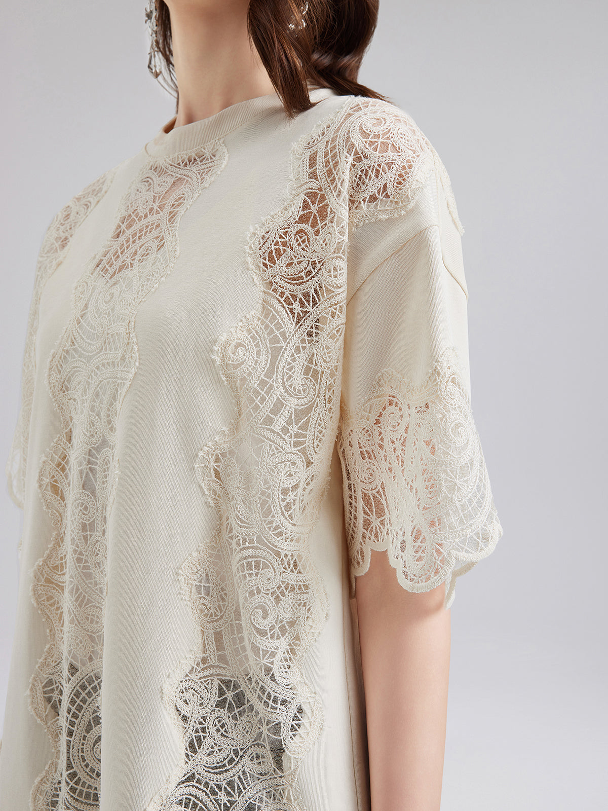 Elegant Cotton Lace-Trimmed T-Shirt (Lining not included)