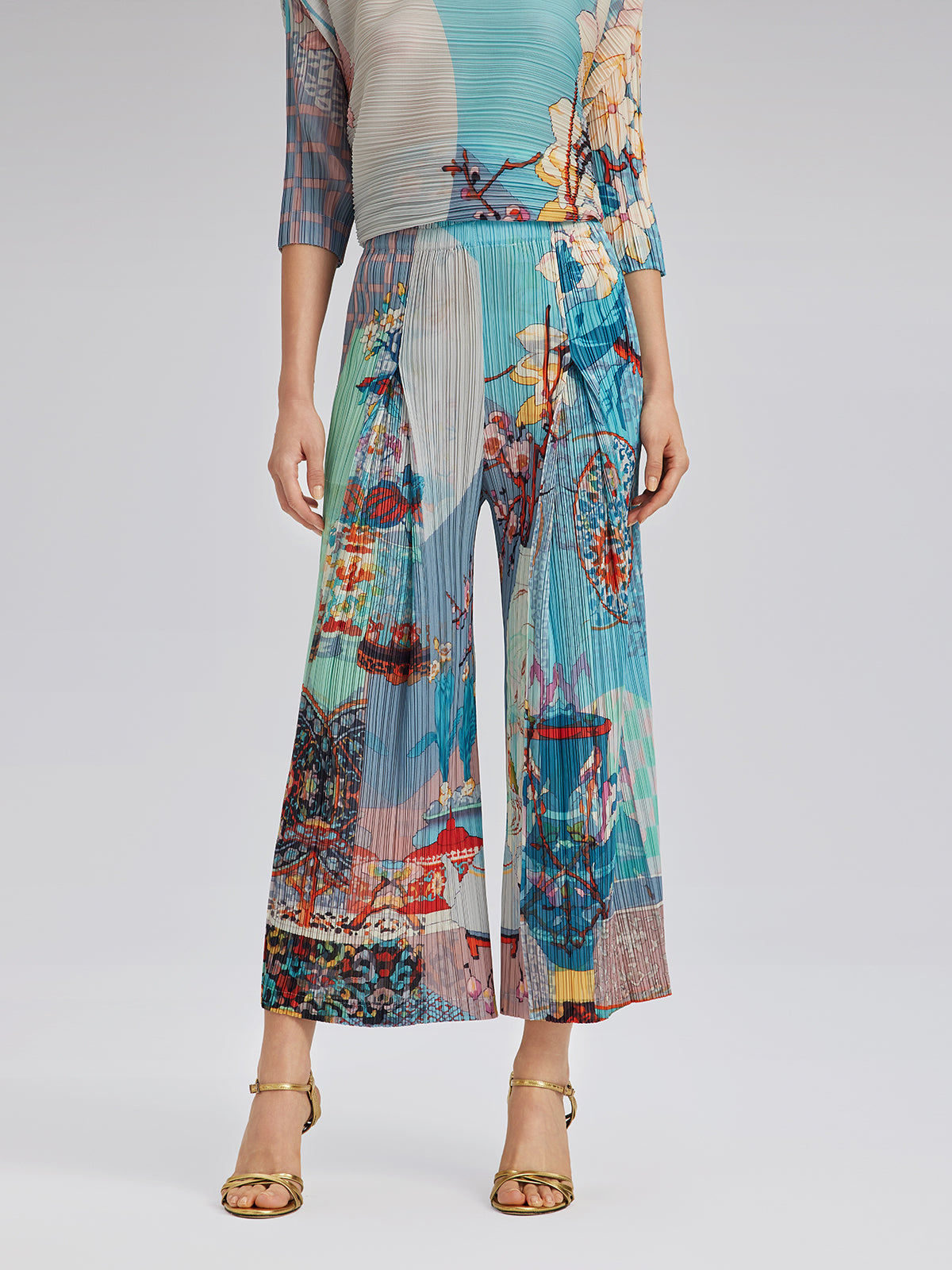 Artistic Print Pleated Set