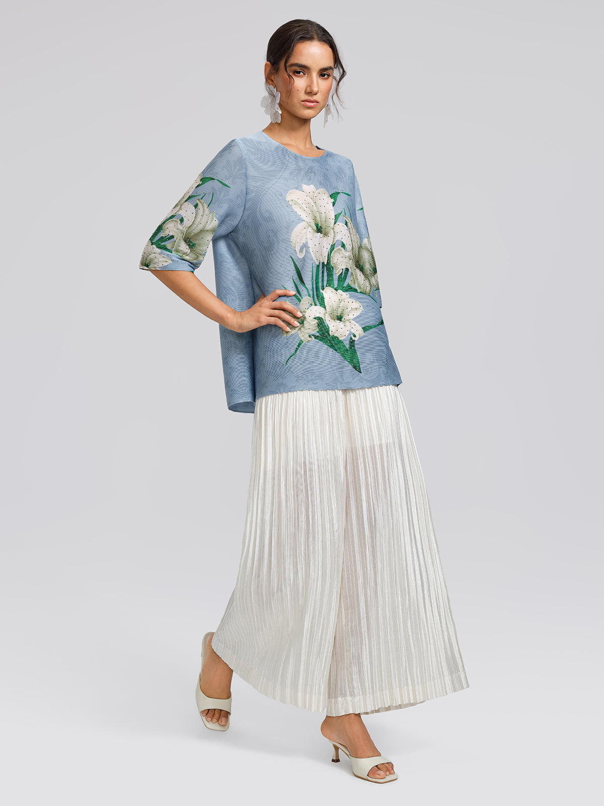 Artistic Pleated Rhinestone Floral Print Top