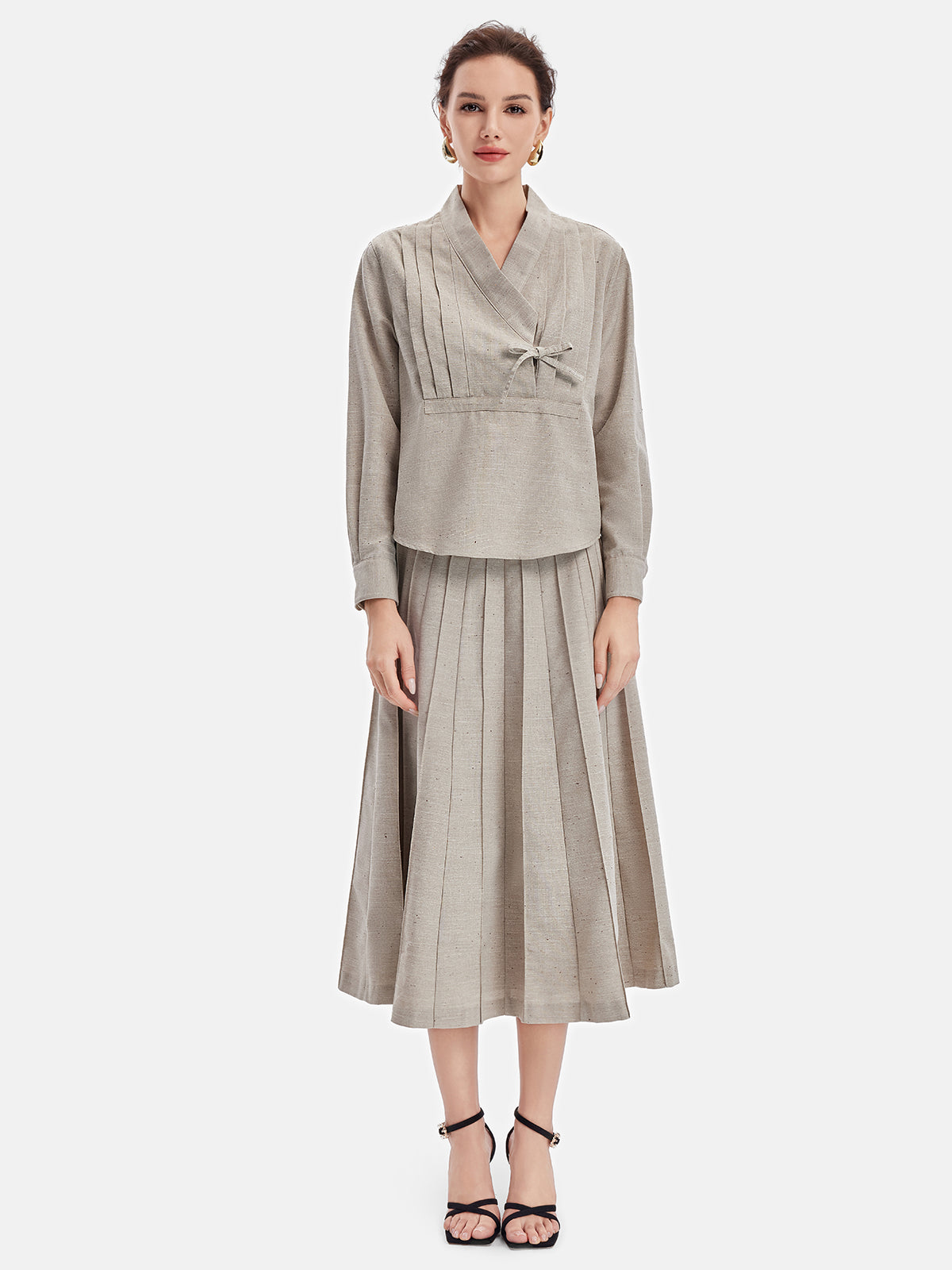 Oriental-Inspired Pleated Linen Shirt