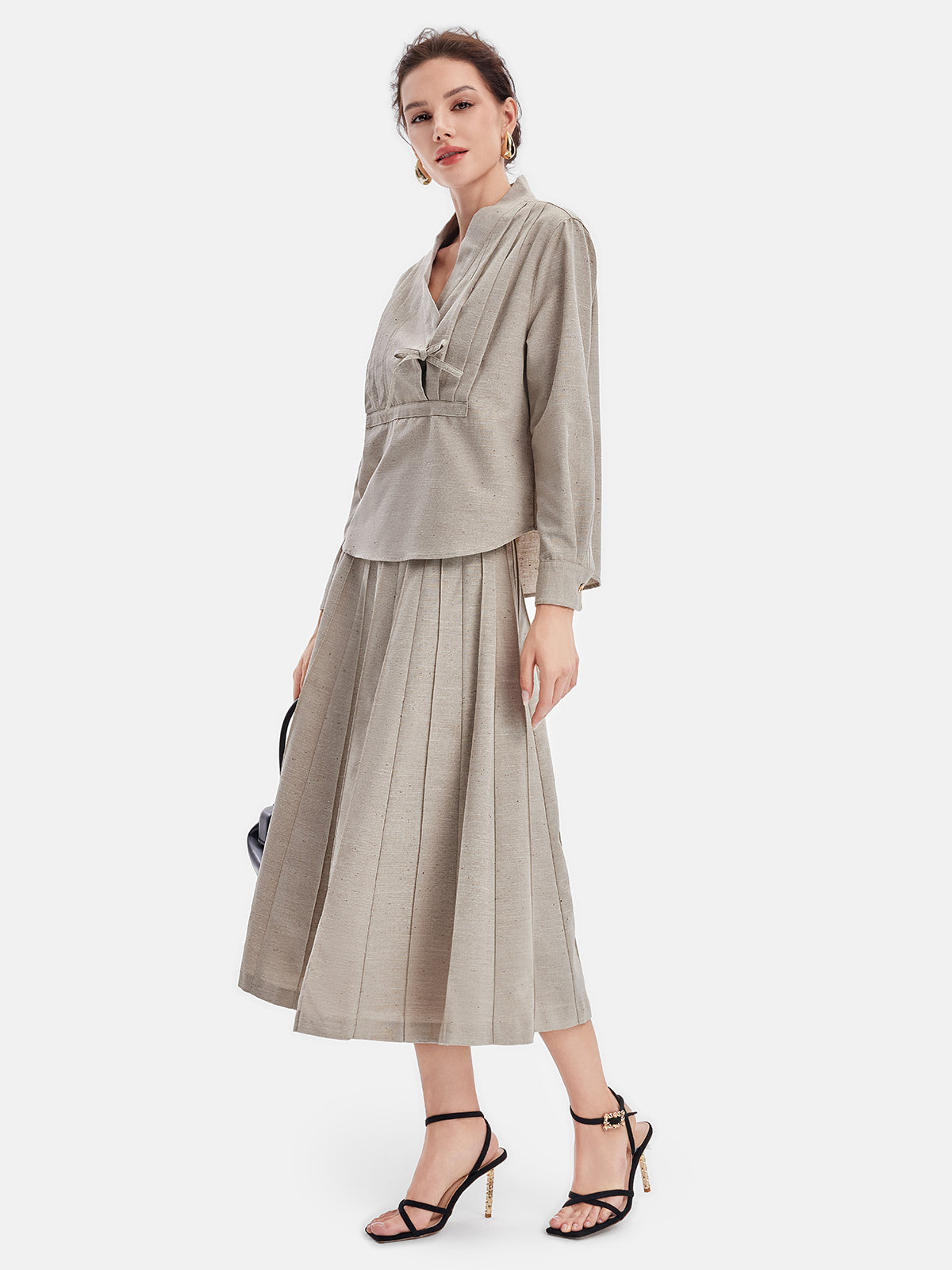 Oriental-Inspired Pleated Linen Shirt