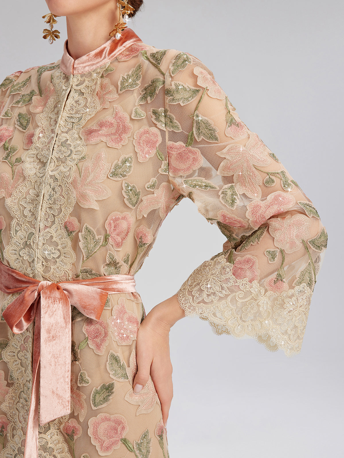 Appliqué Floral Lace Trim Velvet Dress (Belt Included)