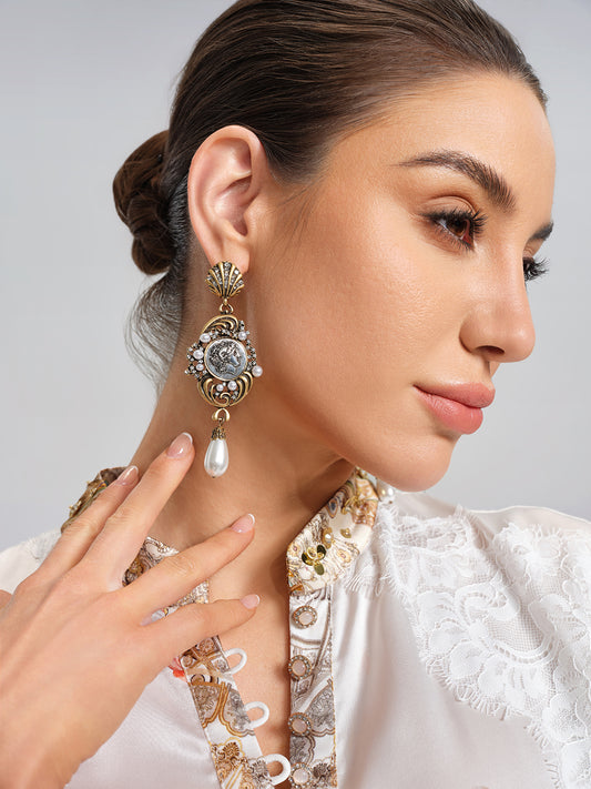 Vintage Shell Coin Pearl Earrings