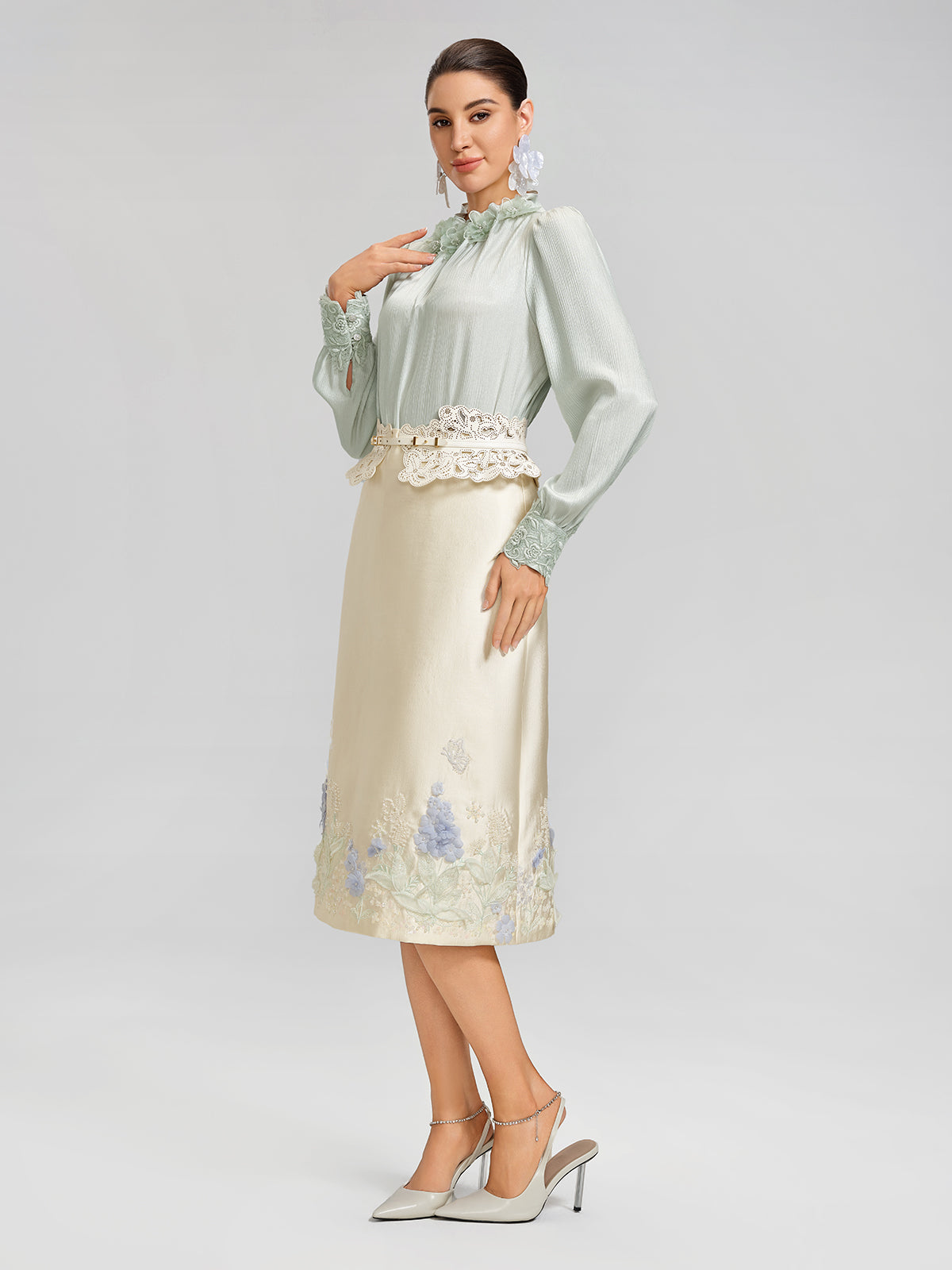 Floral Lace-Trim Puff-Sleeve Top