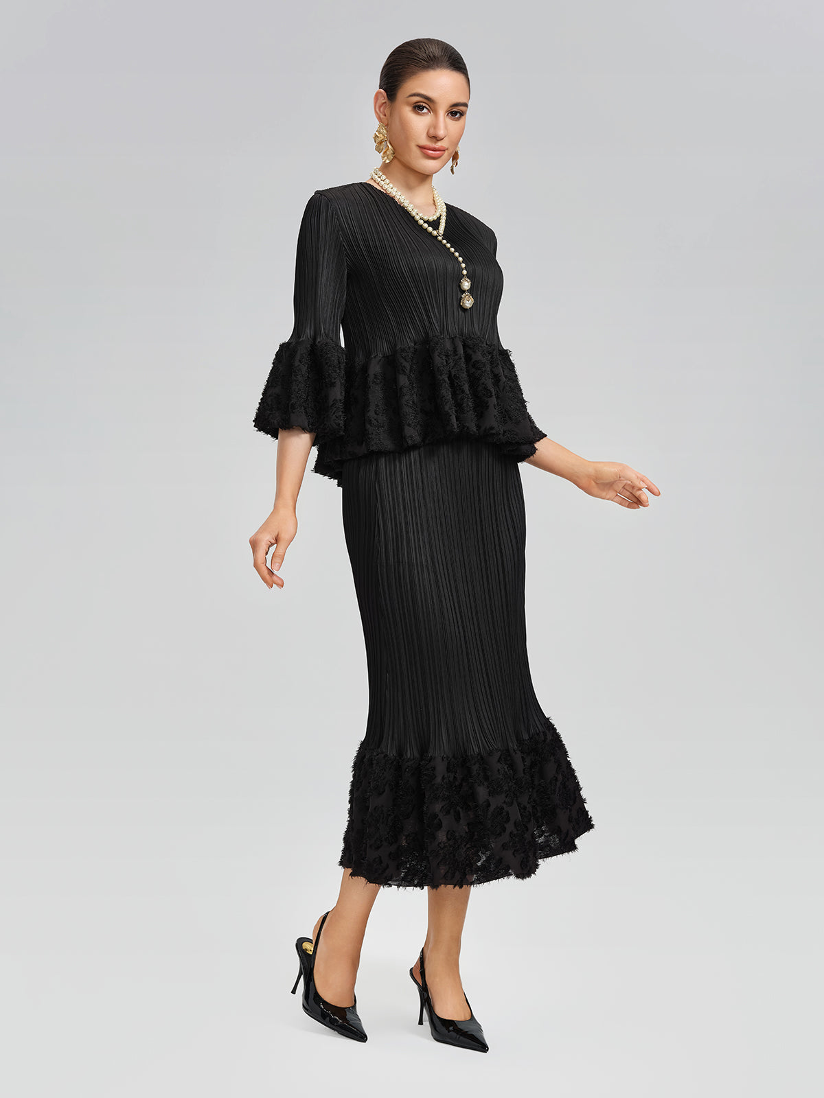 Pleated Bell-Sleeve Stretch Set