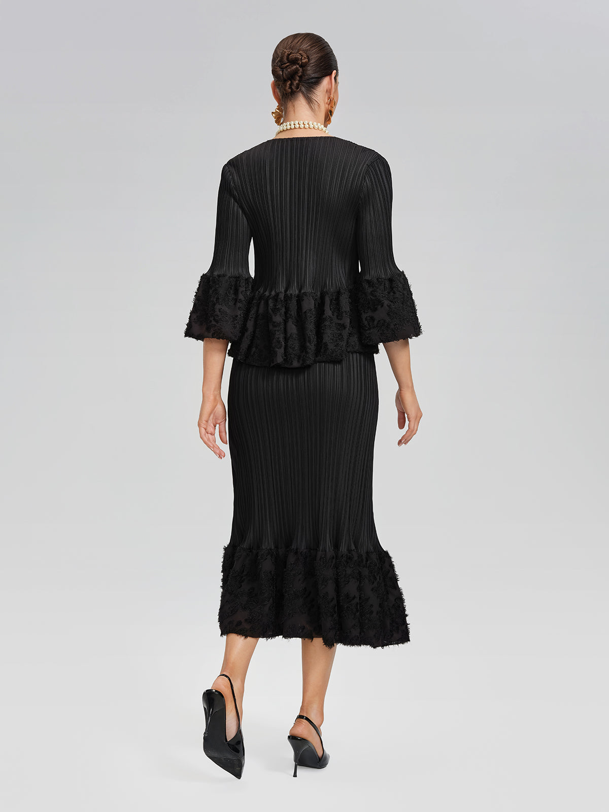 Pleated Bell-Sleeve Stretch Set