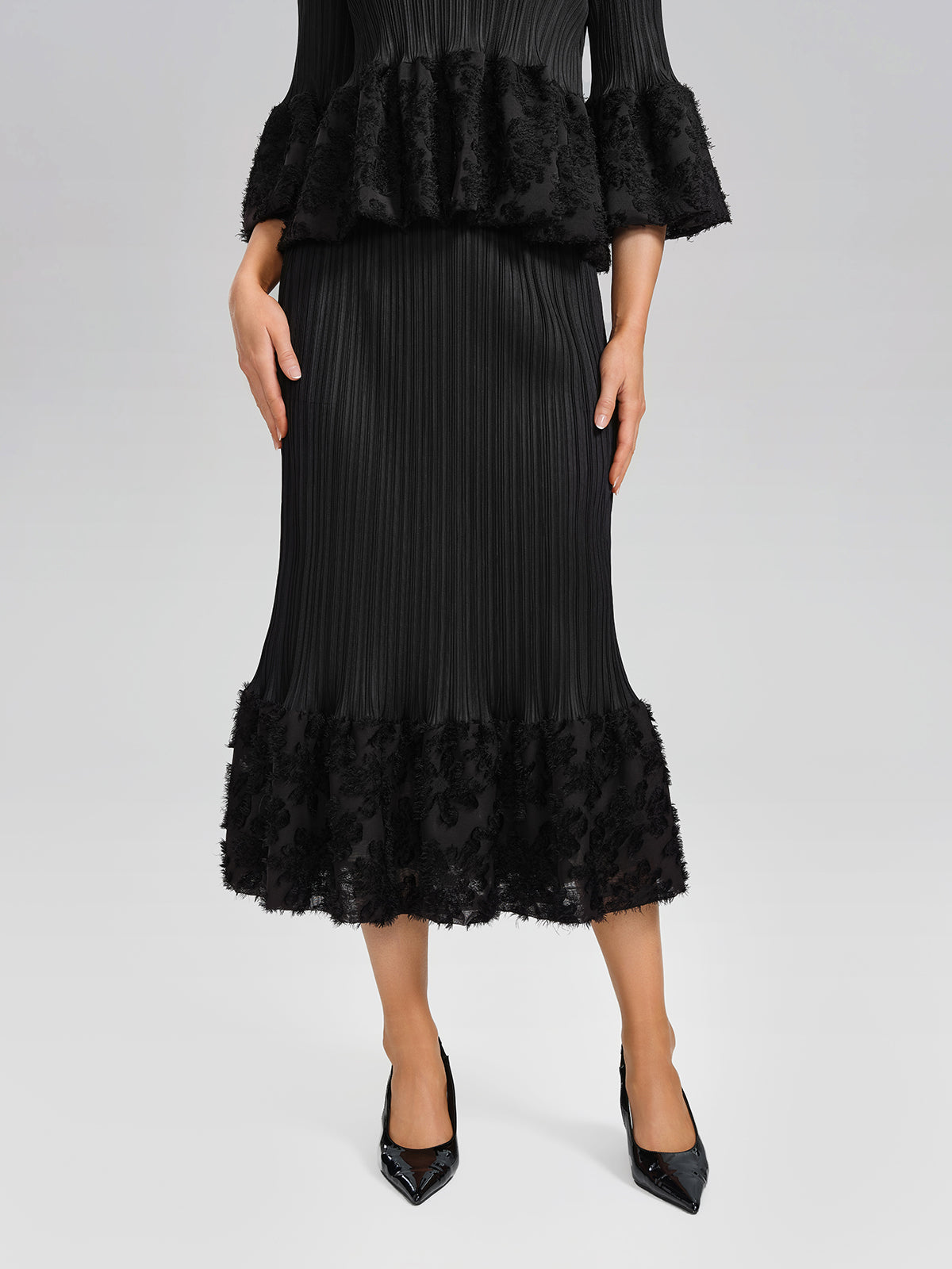 Pleated Bell-Sleeve Stretch Set