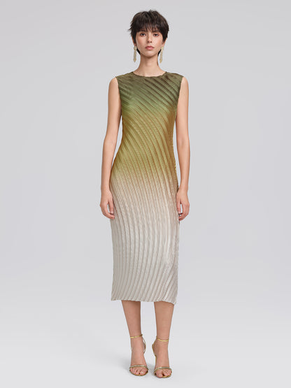 Sleeveless Ombre Pleated Stretch Dress